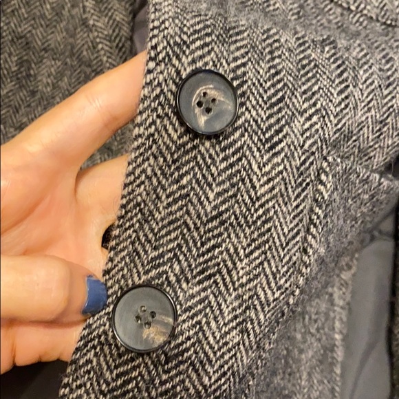 Lovely Club Monaco Blazer - Picture 4 of 10